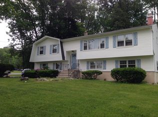 32 Pine Cone Ln, Sparta, NJ 07871