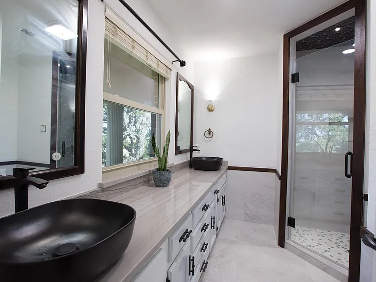 3517 Gattis School Rd — Photo 9