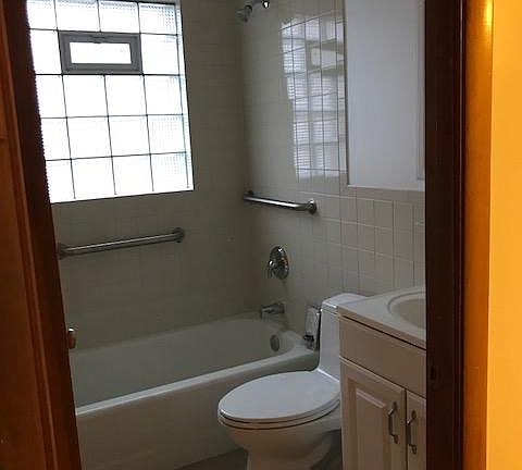 3rd image of 17 E Drullard Ave
