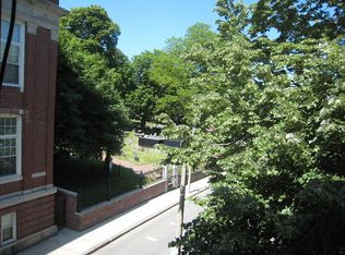 75 Charter St #4R, Boston, MA 02113