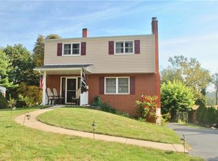 5157 Elmwood Dr, Pittsburgh, PA 15227