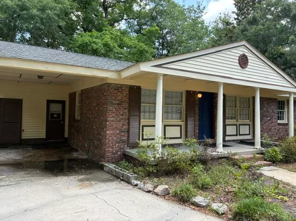 1455 Village Rd, Charleston, SC 29407