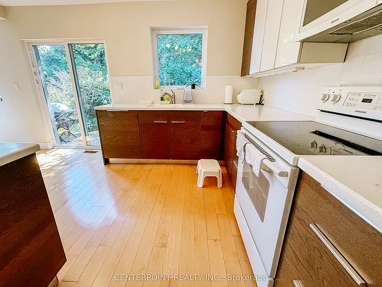 29 Chipping Rd #MAIN — Photo 5