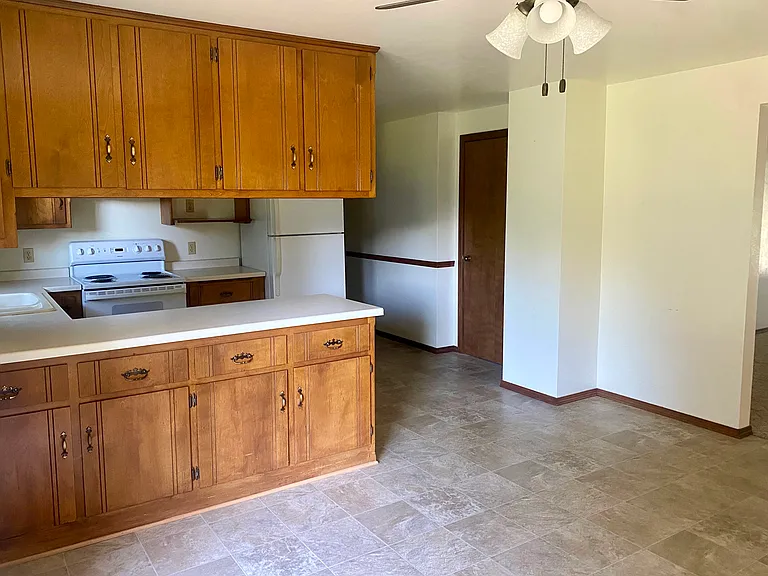 2762 Finger Rd #2762 — Photo 4