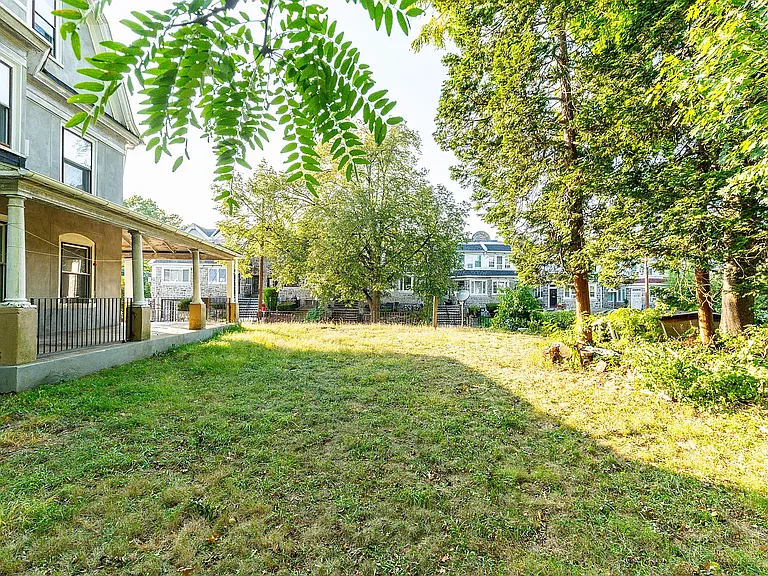 400 E Vernon Rd #D31 — Photo 23