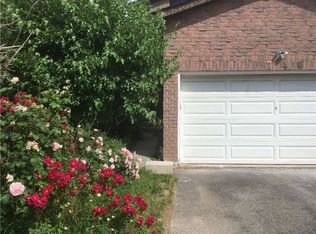 740 Greycedar Cres, Mississauga, ON L4W3J8