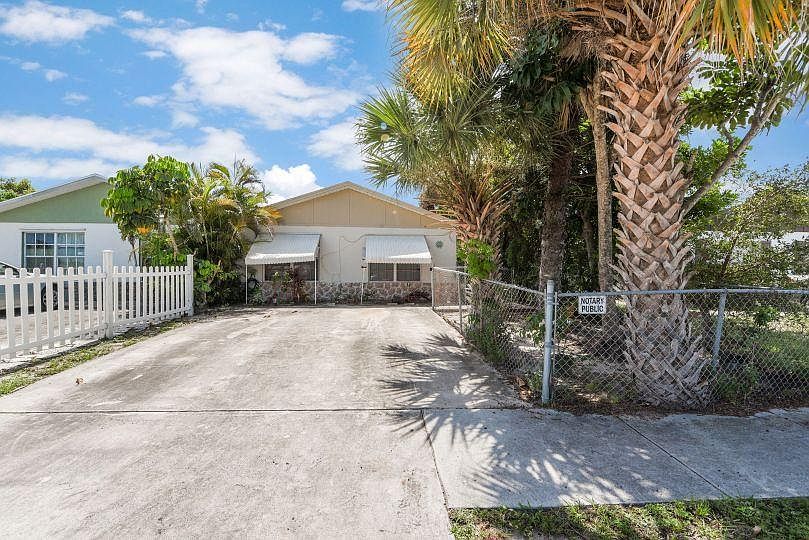 1st image of 5857 Bermuda Cir W