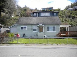 1449 Beach Dr E, Pt Orchard, WA 98366