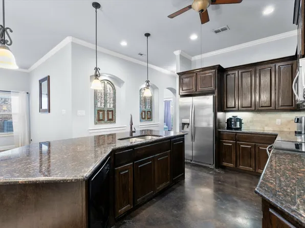 4509 Mariner Dr, Rowlett, TX 75088