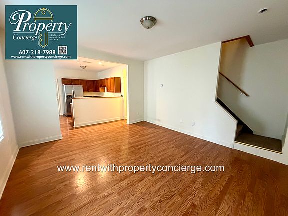 4th image of 30 Hubbard St #2