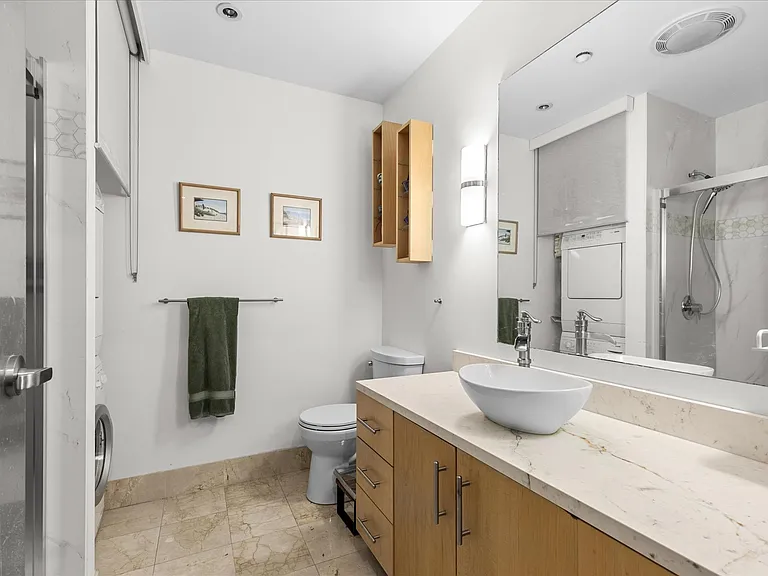 1313 Washington St #204 — Photo 15