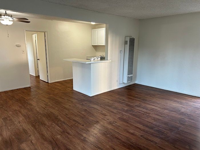 1st image of 1825 W Crestwood Ln APT 1