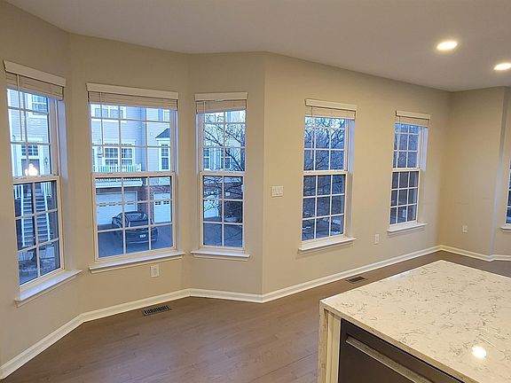 4th image of 13 McMartin Ct