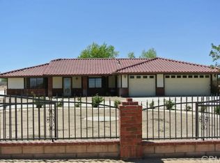 11058 8th Ave, Hesperia, CA 92345