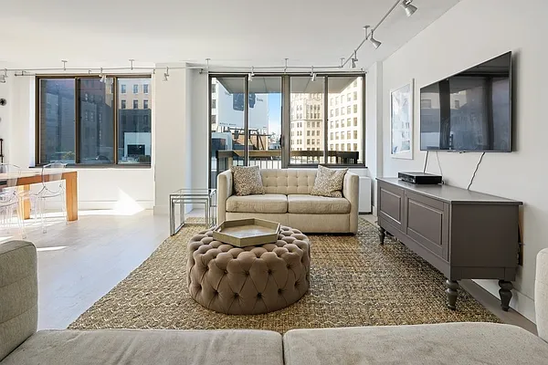 Rented by Compass | media 12