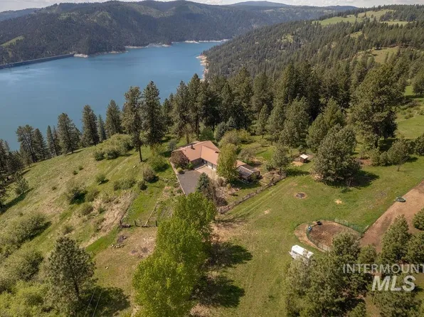 2971 Lakeview Rd, Orofino, ID 83544