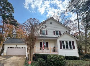 2160 Deer Oaks Trl, Lawrenceville, GA 30044