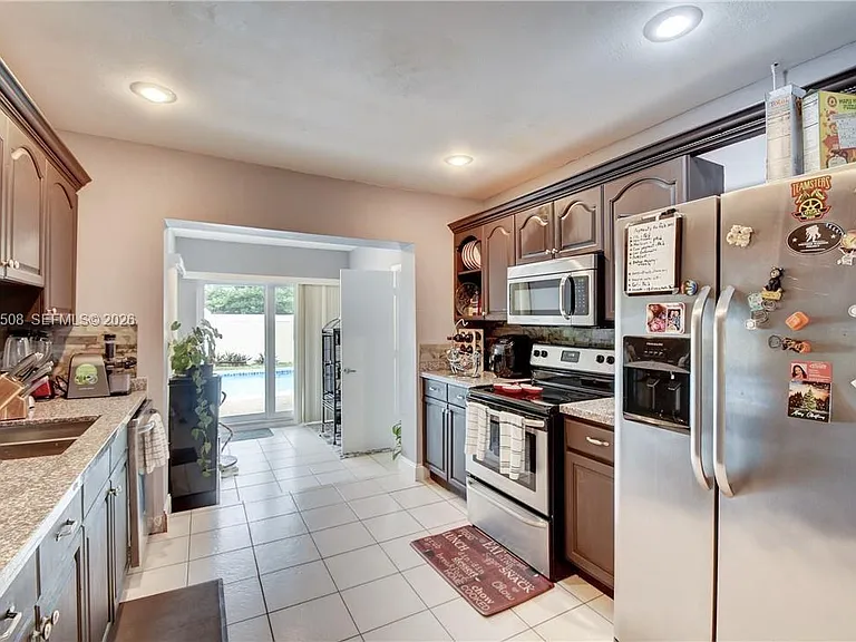 2330 NW 81st Ave — Photo 7