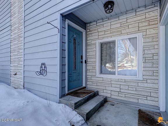 3rd image of 1548 Cara Loop #5B