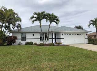 405 SW 43rd St, Cape Coral, FL 33914