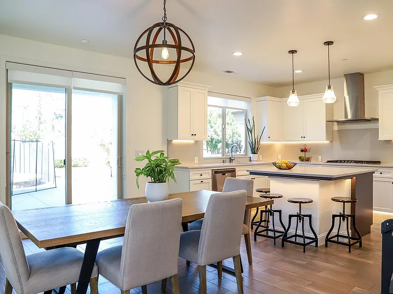 11829 N Bella Vita Ave — Photo 3