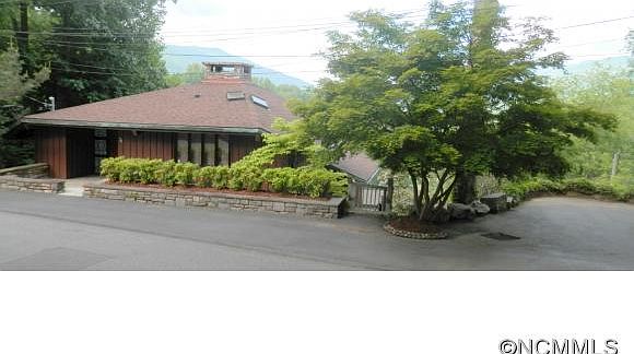 1st image of 78 Breezemont Dr