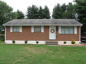 1st image of 40 Frances Dr NW
