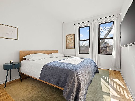 5th image of 425 Prospect Pl APT 4A