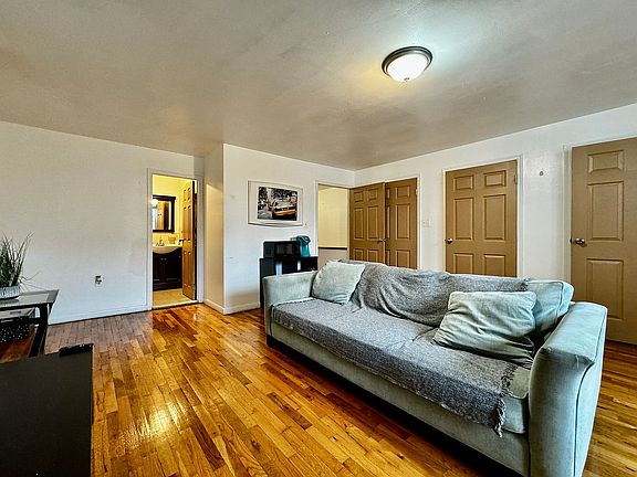4th image of 74 Linden Blvd #3