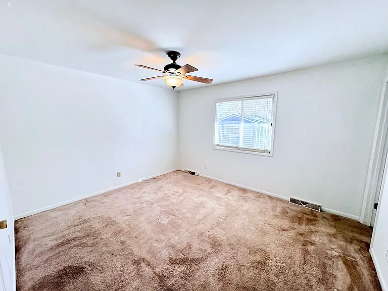 101 Knight Cir — Photo 15