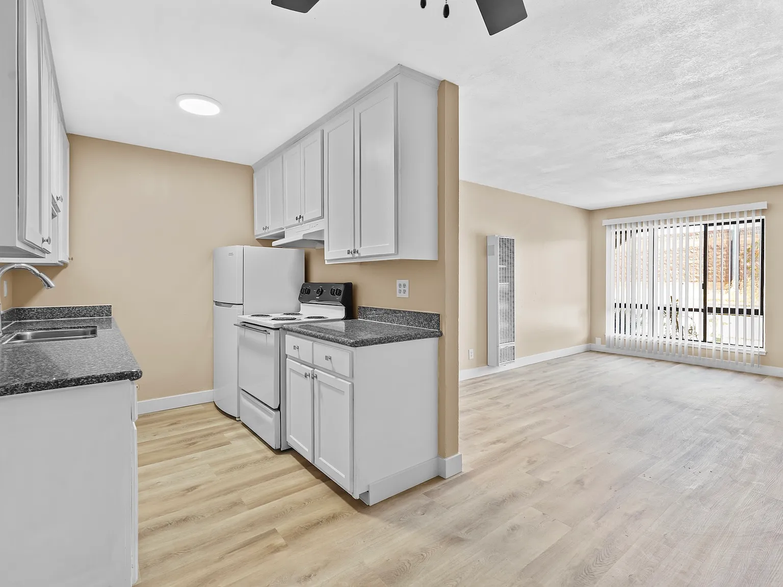 1 bed, 1.0 bath, 576 sqft, $2,800 — Photo 4