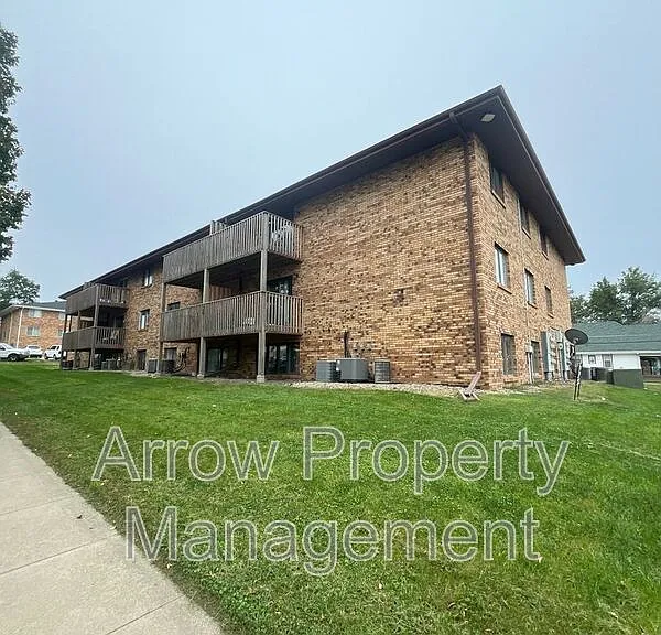2323 T St #7 — Photo 14