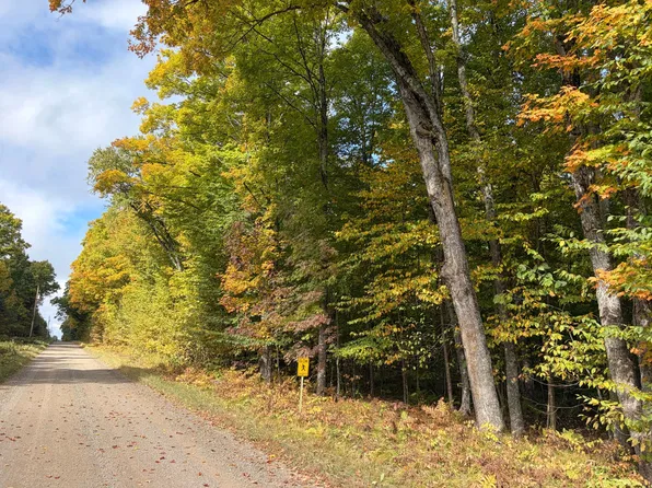 On W Walnut Rd, Florence, WI 54121