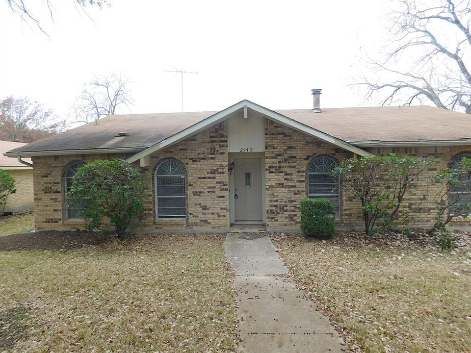1st image of 2913 Emberwood Dr