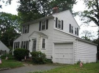 52 Warwick Rd, Newton, MA 02465