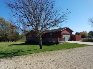310 Wild Rice Ln, Dixon, IL 61021