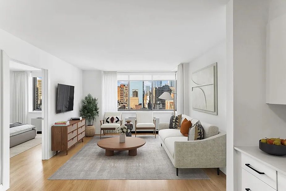 1st image of 800 6th Ave APT 25F
