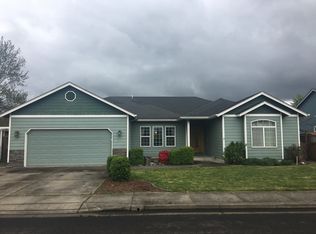 57 Sandalwood Loop, Creswell, OR 97426