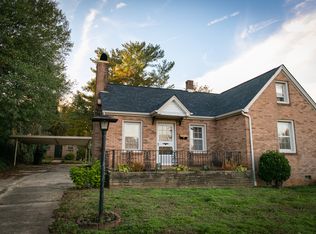 522 12th St SW, Hickory, NC 28602