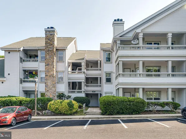 4405 Fair Stone Dr APT 201, Fairfax, VA 22033