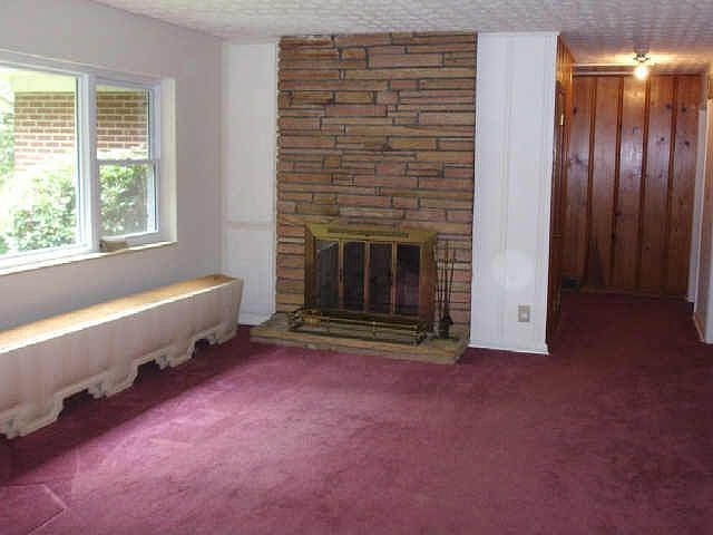 2nd image of 2405 Rugby Ln