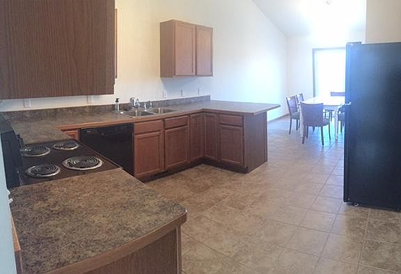 2nd image of 4580 Shirley Dr Unit 3