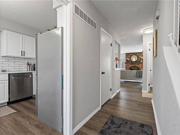 overland-park-kansas-75673854 picture