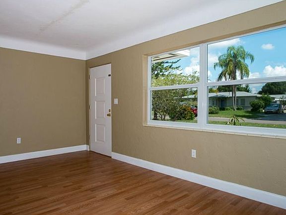 4th image of 4520 23rd Ave N
