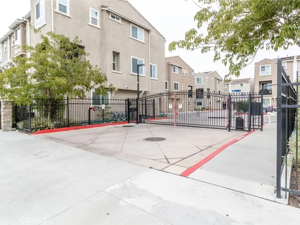 14843 Maple Ter, Panorama City, CA 91402