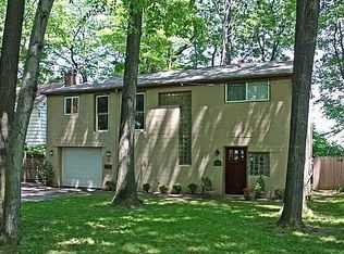 5 Boulevard Pkwy, Rochester, NY 14612