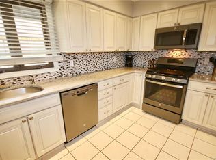 6 Heritage Dr APT D, New City, NY 10956