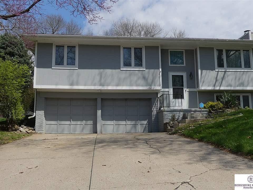 1st image of 16012 Wood Dr
