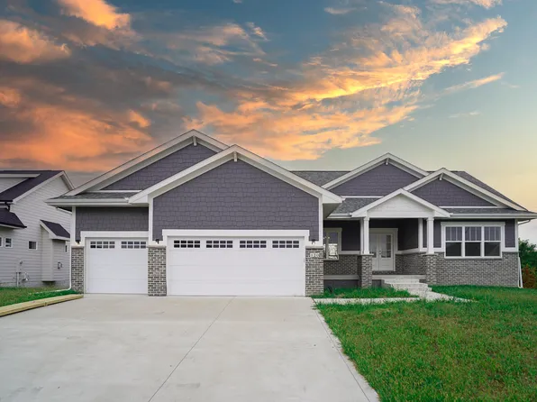 120 NW Alderleaf Dr, Waukee, IA 50263