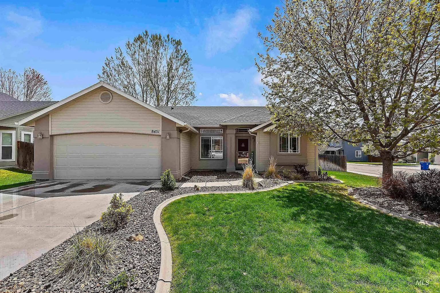 4 bed, 1435 sqft, $2,650 — Photo 1
